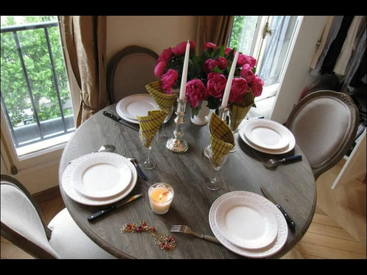 Chablis Apartment